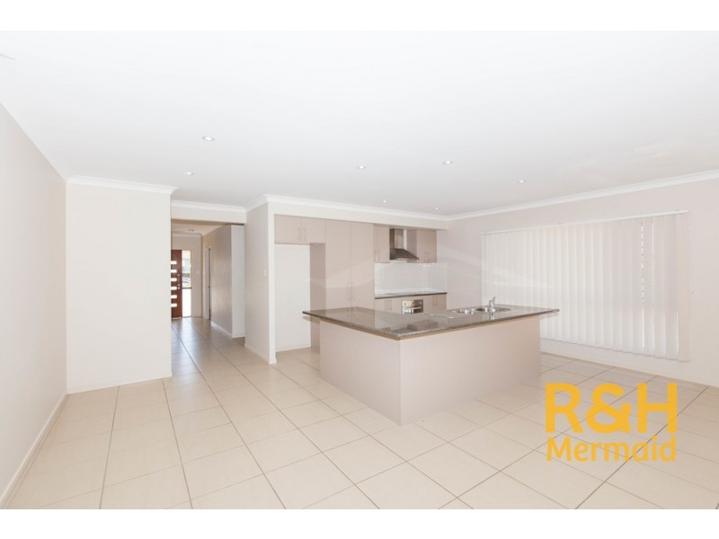 8 MACLEAY CIRCUIT, Upper Coomera QLD 4209