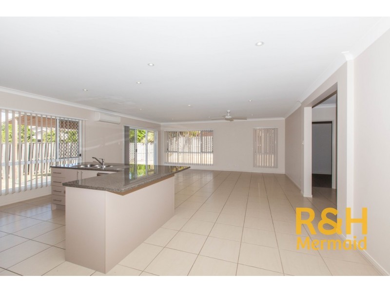 8 MACLEAY CIRCUIT, Upper Coomera QLD 4209