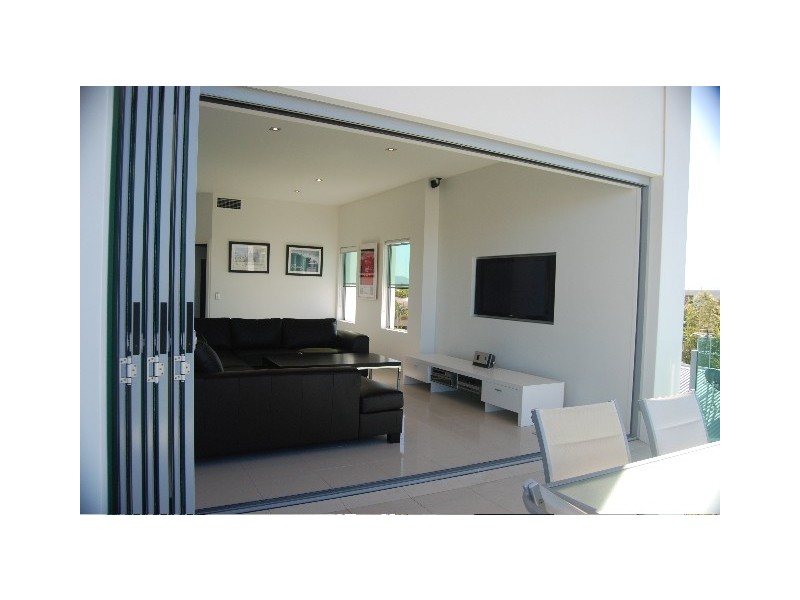 6 Seagull Avenue, Mermaid Beach QLD 4218