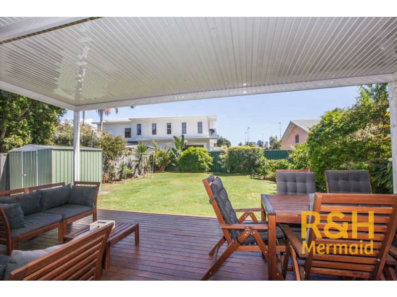 25 MARKERI STREET, Mermaid Waters QLD 4218