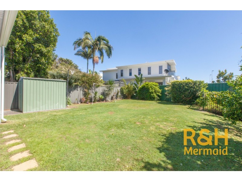 25 MARKERI STREET, Mermaid Waters QLD 4218