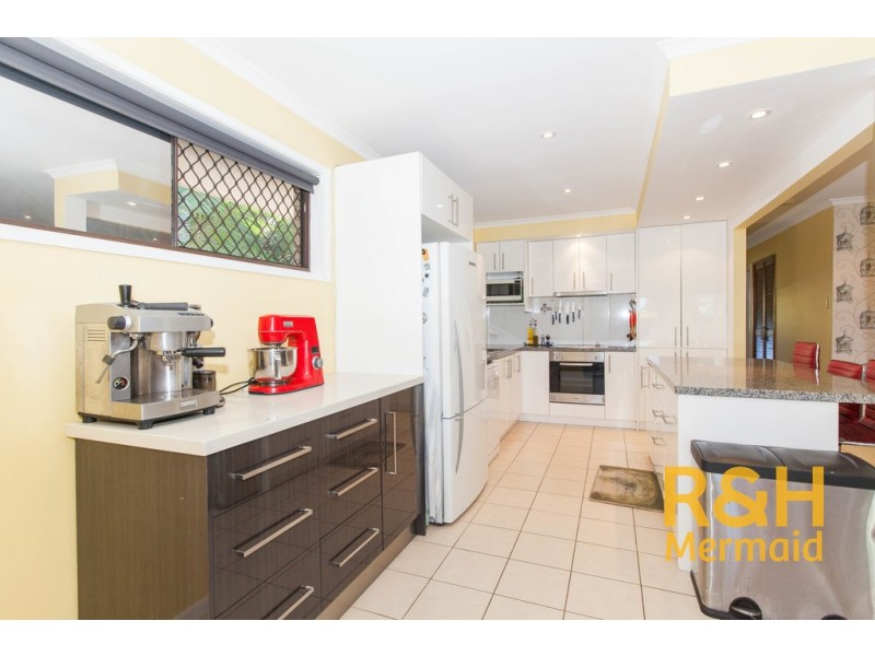 25 MARKERI STREET, Mermaid Waters QLD 4218