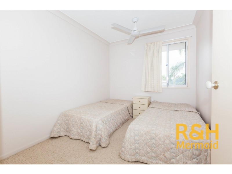 30/2 COOLGARDIE STREET, Elanora QLD 4221