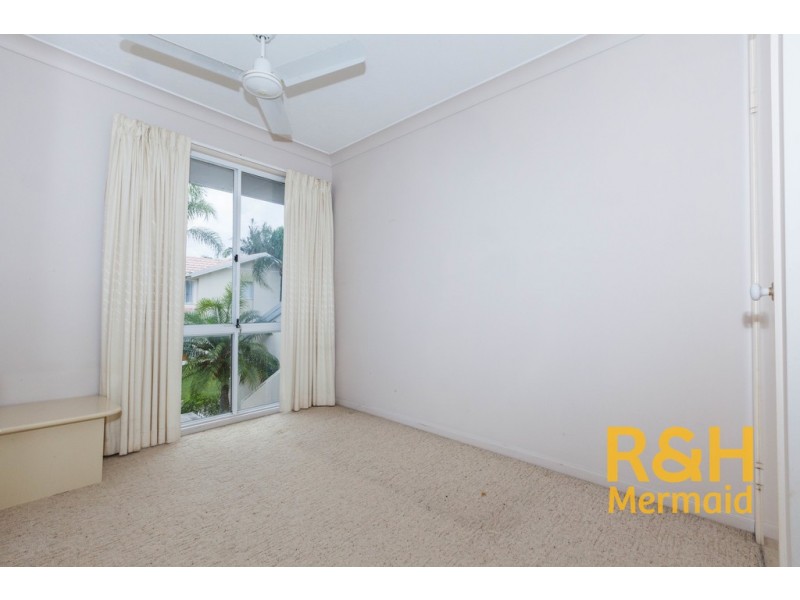 30/2 COOLGARDIE STREET, Elanora QLD 4221