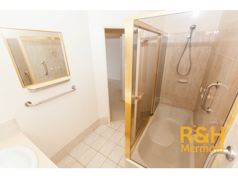 30/2 COOLGARDIE STREET, Elanora QLD 4221