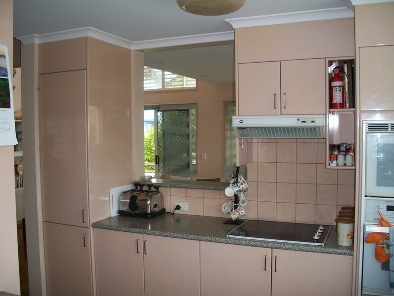 4a VENTURA ROAD, Mermaid Beach QLD 4218