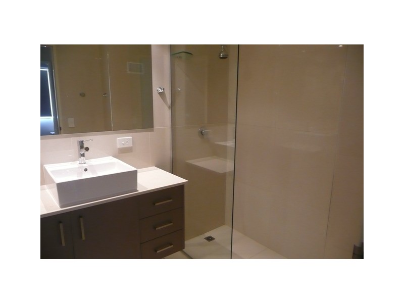 20/90 Marine Parade, Miami QLD 4220