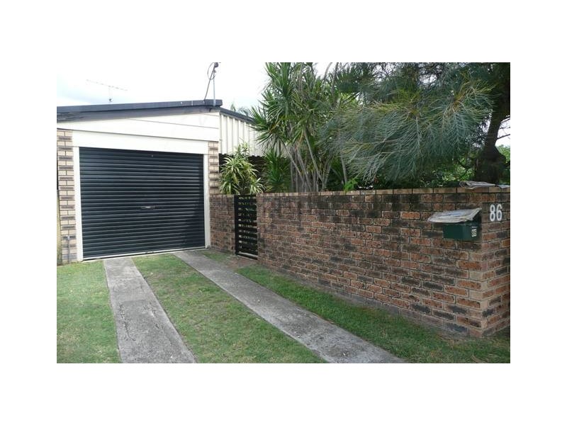 86 Albion Avenue, Miami QLD 4220
