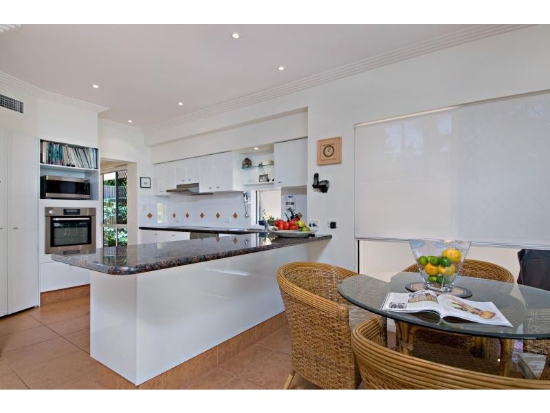 11 Lavarack Road, Mermaid Beach QLD 4218