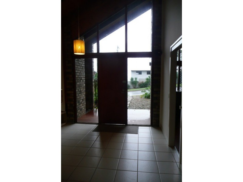 13 Dulcie Drive, Burleigh Heads QLD 4220