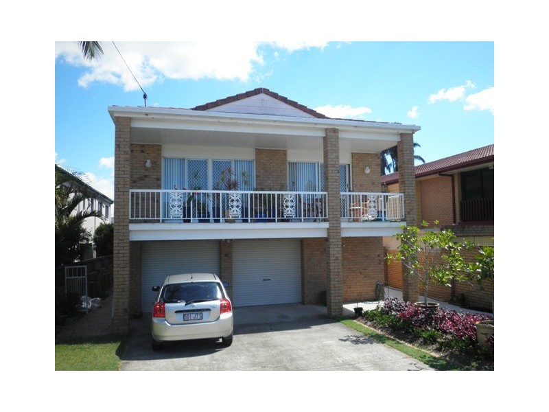 32 Petrel Avenue, Mermaid Beach QLD 4218