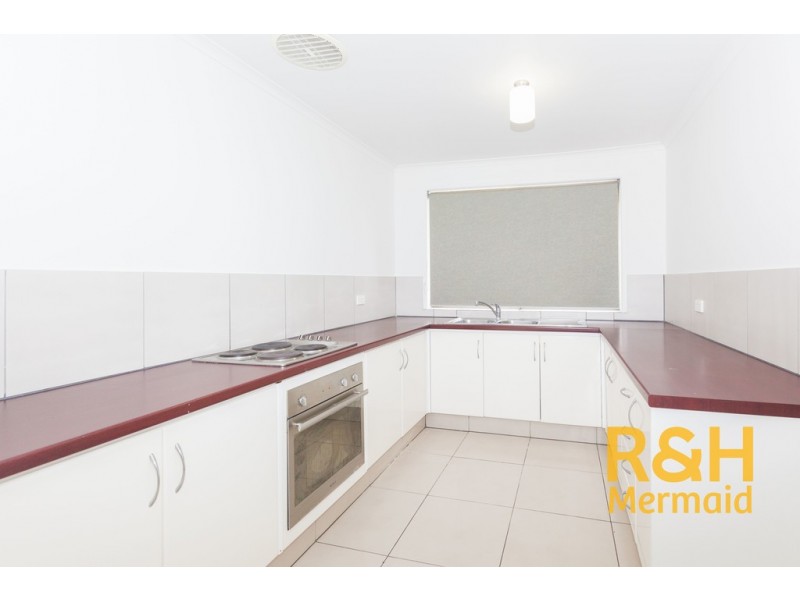 6 WANDERER AVENUE, Mermaid Waters QLD 4218