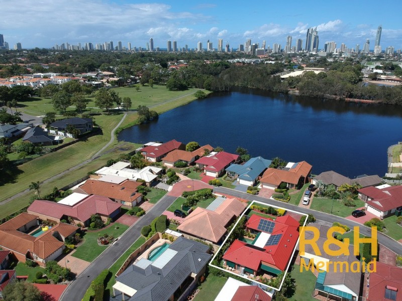 38/25-27 Tristan Court, Benowa QLD 4217