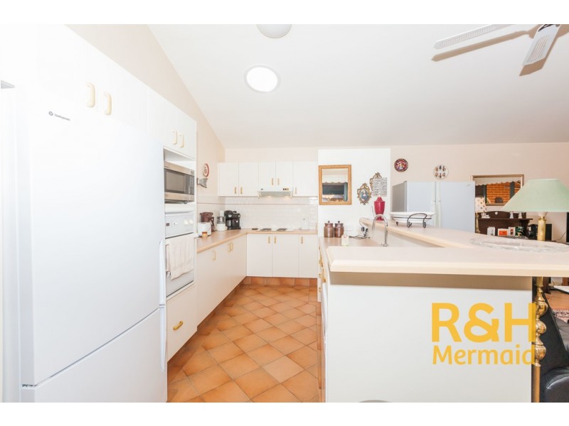 38/25-27 Tristan Court, Benowa QLD 4217