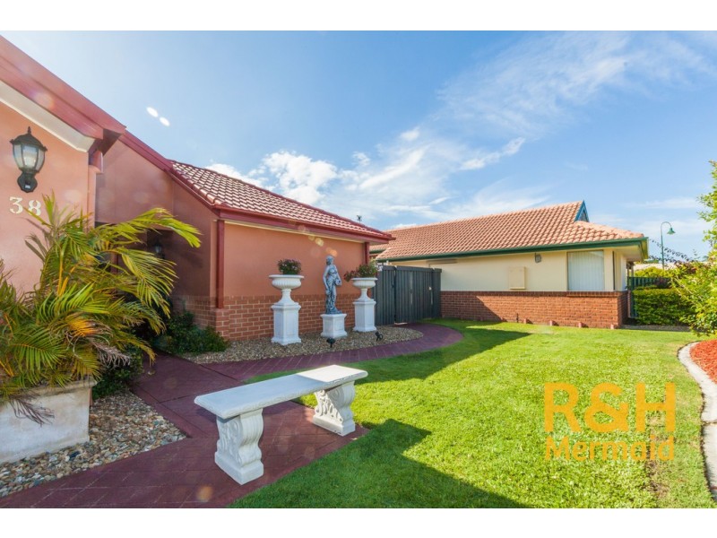 38/25-27 Tristan Court, Benowa QLD 4217