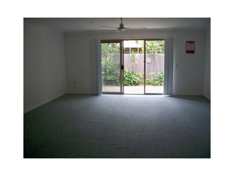 6/11 Waterford Court, Bundall QLD 4217