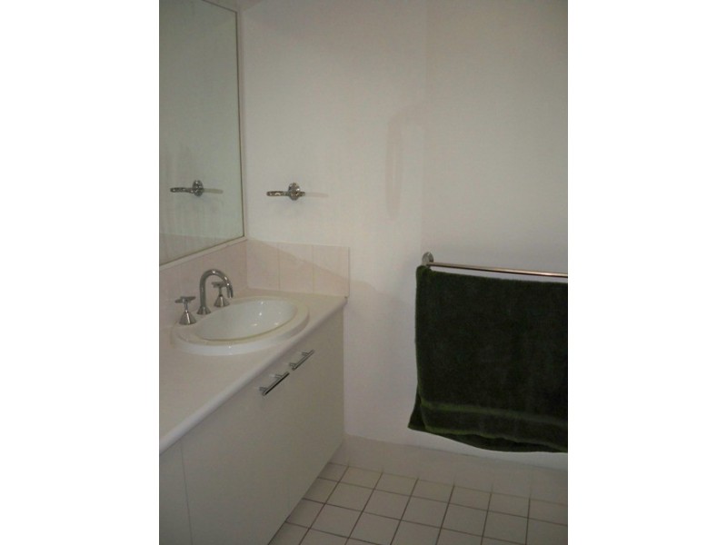 6/11 Waterford Court, Bundall QLD 4217