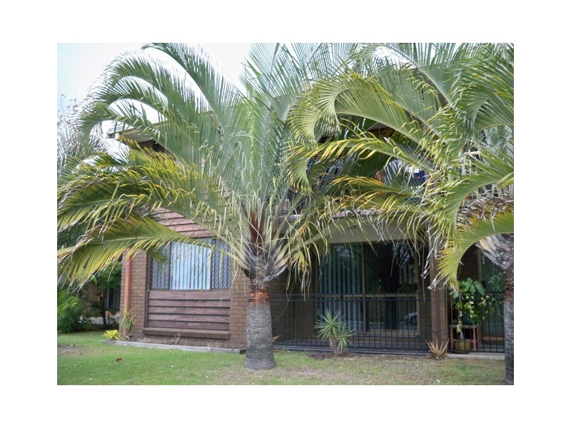 5/52 Oceanic Drive, Mermaid Waters QLD 4218