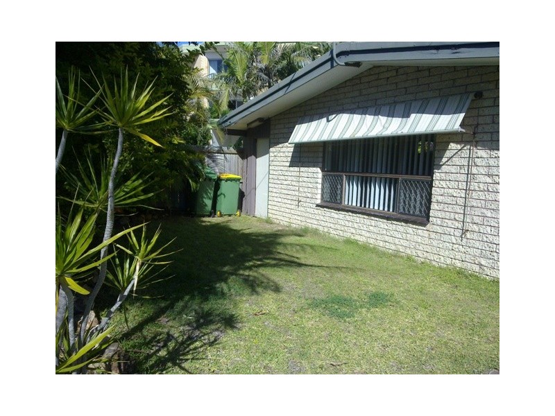 1/118 Petrel Avenue, Mermaid Beach QLD 4218