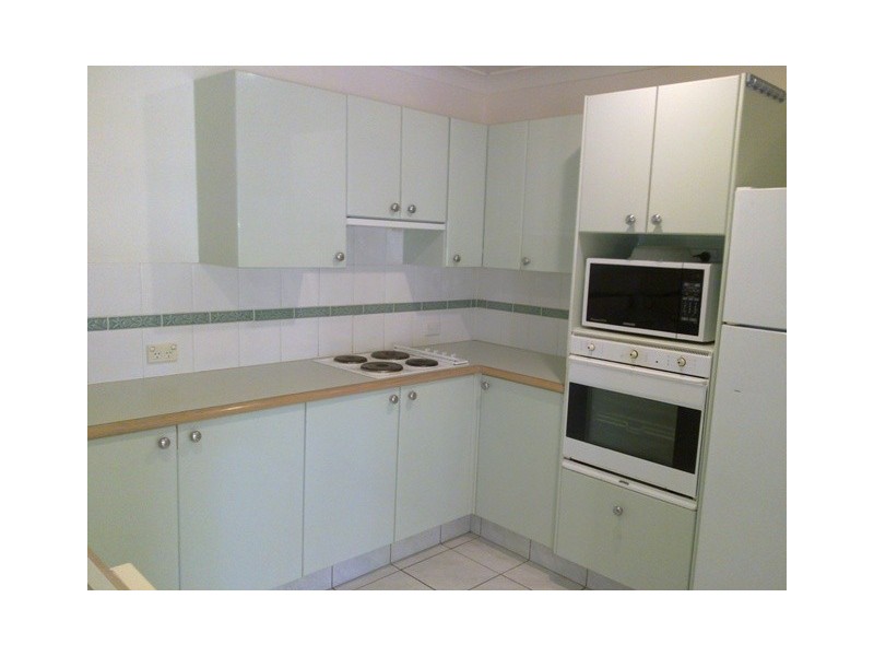 B20 Magic Mountain Apartments, Miami QLD 4220