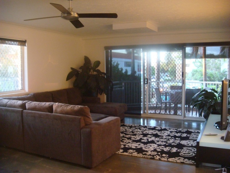 U16 @ 32 WILLIAM STREET, Mermaid Beach QLD 4218