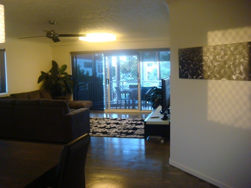 U16 @ 32 WILLIAM STREET, Mermaid Beach QLD 4218