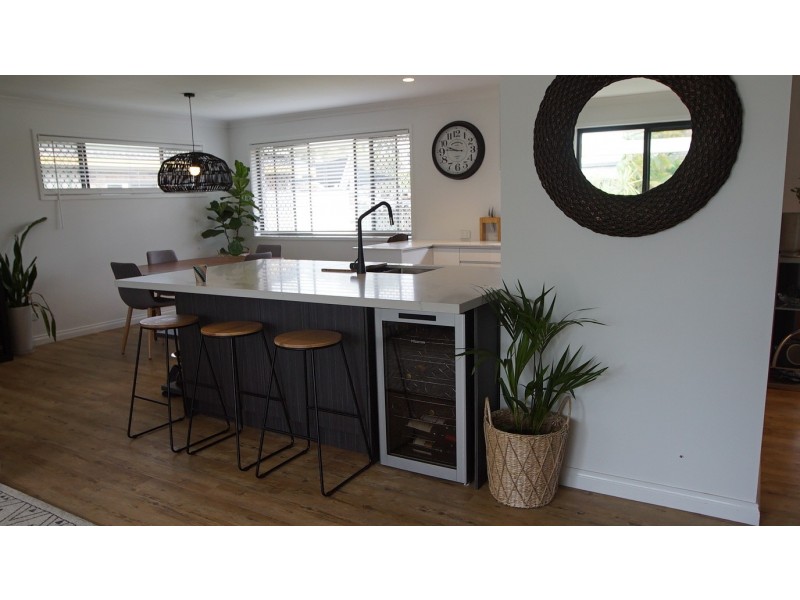 392 RIO VISTA BOULEVARD, Mermaid Waters QLD 4218