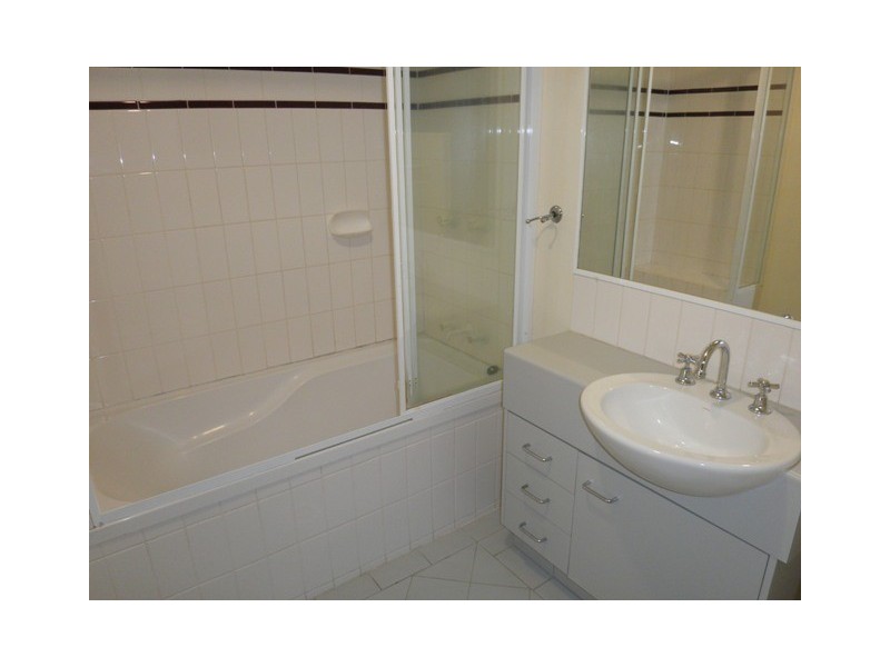 9/32-36 Ocean Street, Mermaid Beach QLD 4218