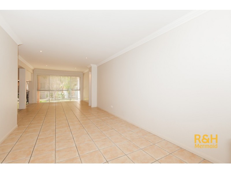 67/20 FAIRWAY DRIVE, Clear Island Waters QLD 4226