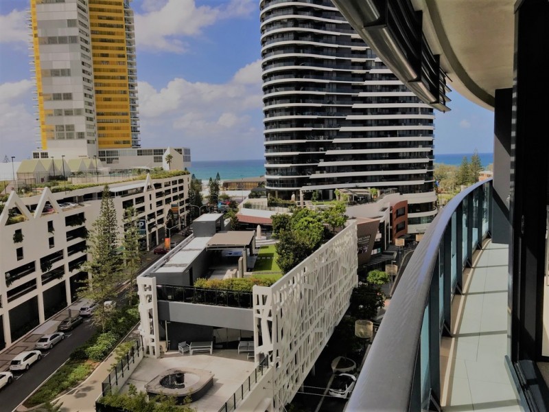704/4 Charles Avenue, Broadbeach QLD 4218