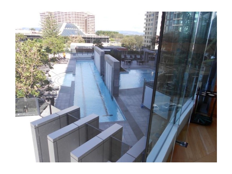 704/4 Charles Avenue, Broadbeach QLD 4218