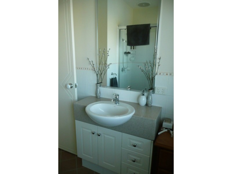 6/4 Dawn Parade, Miami QLD 4220