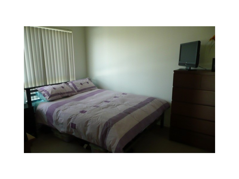 6/4 Dawn Parade, Miami QLD 4220