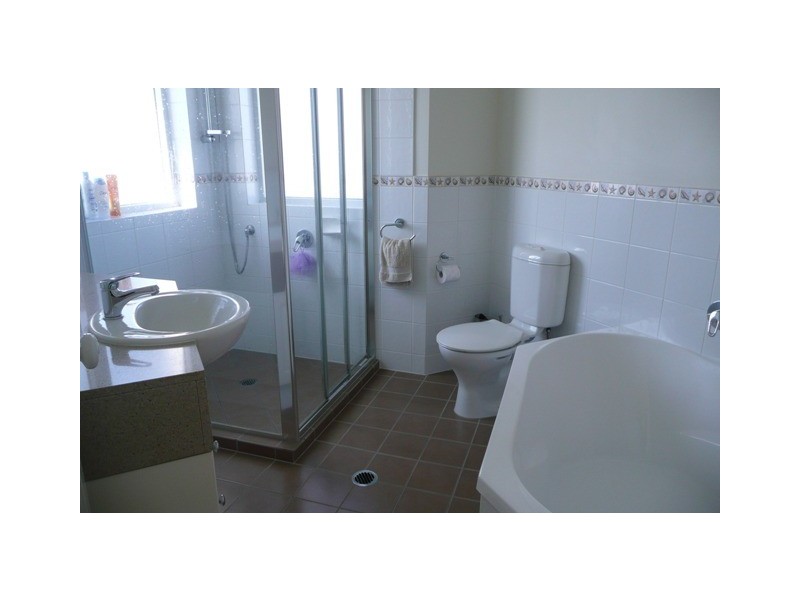 6/4 Dawn Parade, Miami QLD 4220