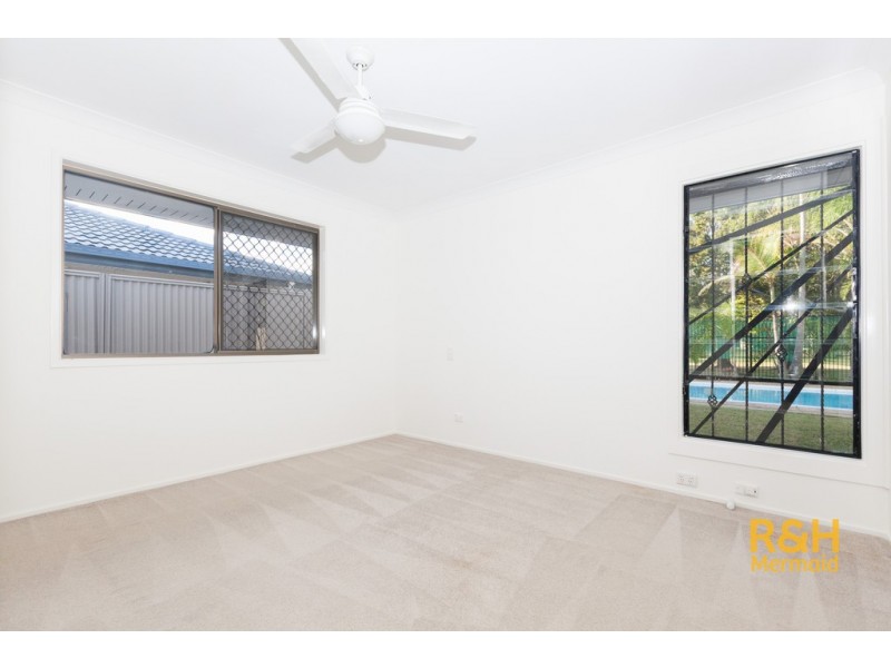 68 VOLANTE CRESCENT, Mermaid Waters QLD 4218