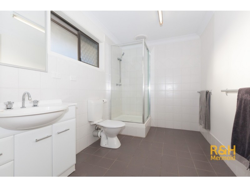 68 VOLANTE CRESCENT, Mermaid Waters QLD 4218