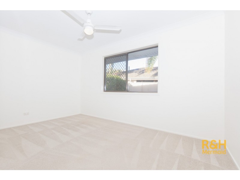 68 VOLANTE CRESCENT, Mermaid Waters QLD 4218