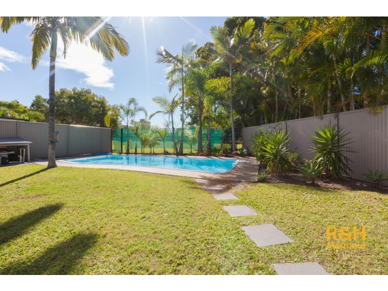 68 VOLANTE CRESCENT, Mermaid Waters QLD 4218