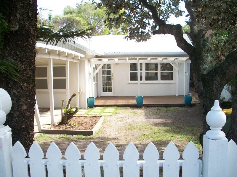 66 ALBATROSS AVENUE, Mermaid Beach QLD 4218