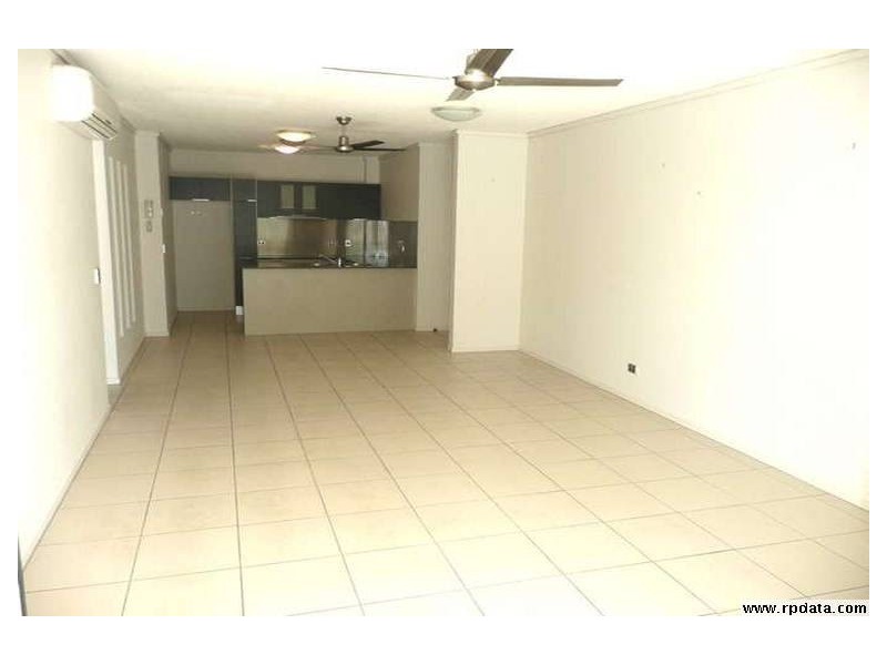 1/119 Sunshine Parade, Miami QLD 4220