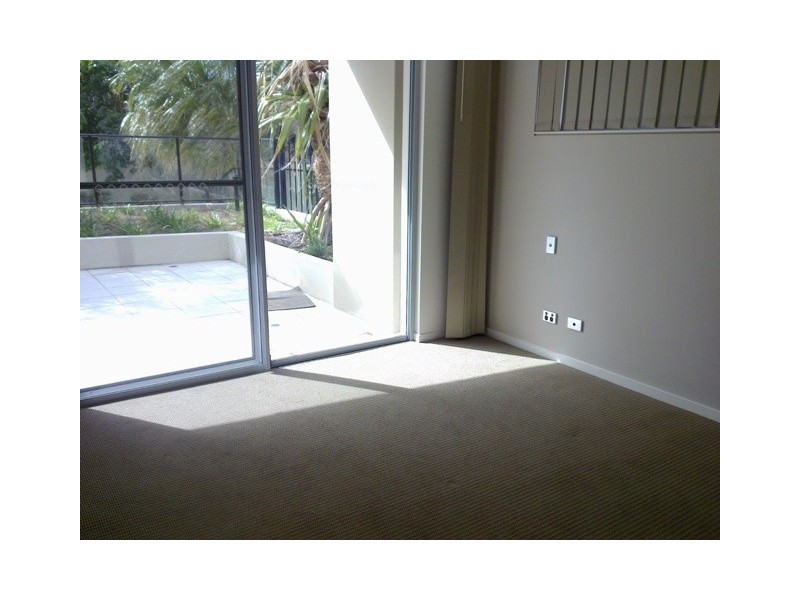 1/119 Sunshine Parade, Miami QLD 4220