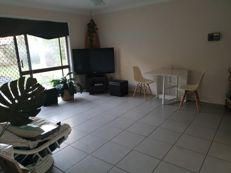 2/2 MAWARRA STREET, Palm Beach QLD 4221