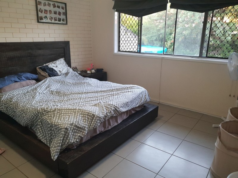 2/2 MAWARRA STREET, Palm Beach QLD 4221