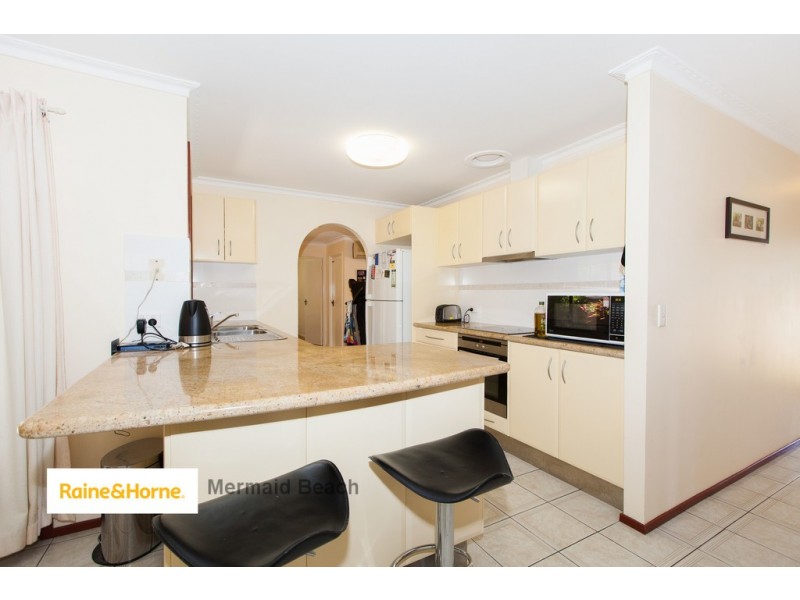 19 Oceanic Drive, Mermaid Waters QLD 4218