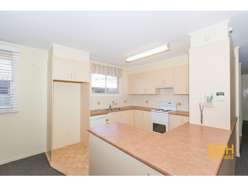 32 FRANCIS STREET, Mermaid Beach QLD 4218
