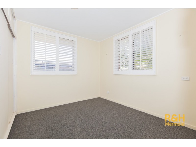 32 FRANCIS STREET, Mermaid Beach QLD 4218