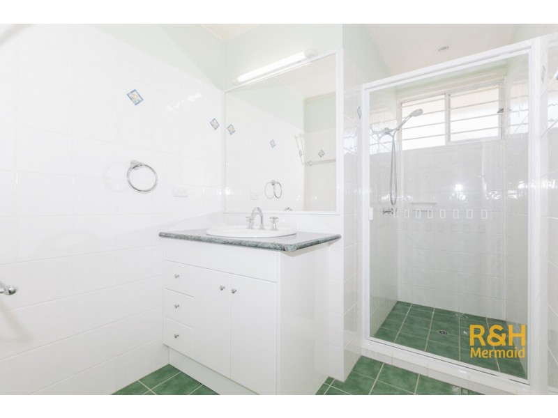 32 FRANCIS STREET, Mermaid Beach QLD 4218