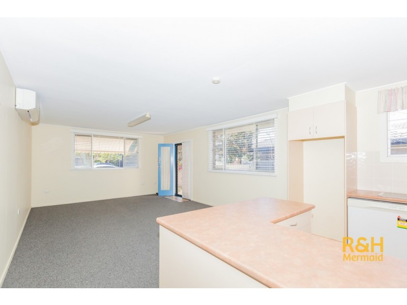 32 FRANCIS STREET, Mermaid Beach QLD 4218