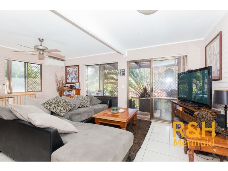 32 CRONULLA AVENUE, Mermaid Beach QLD 4218