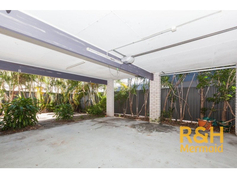 32 CRONULLA AVENUE, Mermaid Beach QLD 4218